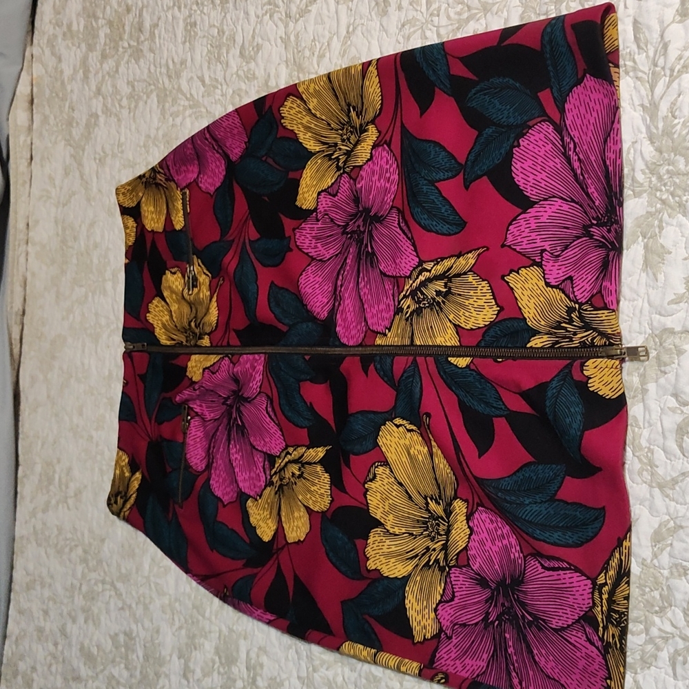 Nice flowery skirt